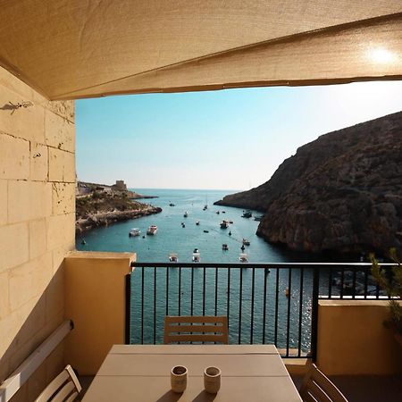 Seafront Duplex Penthouse With Terrace Overlooking Xlendi Bay المظهر الخارجي الصورة