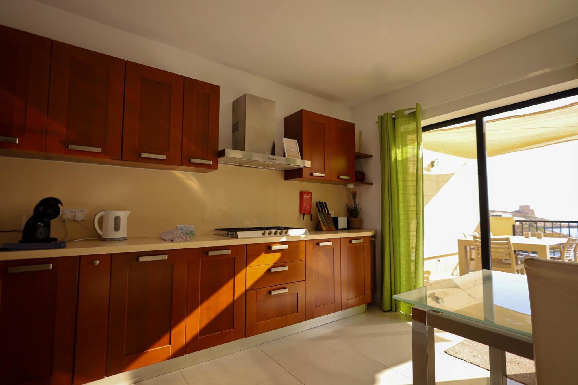 Seafront Duplex Penthouse With Terrace Overlooking Xlendi Bay المظهر الخارجي الصورة