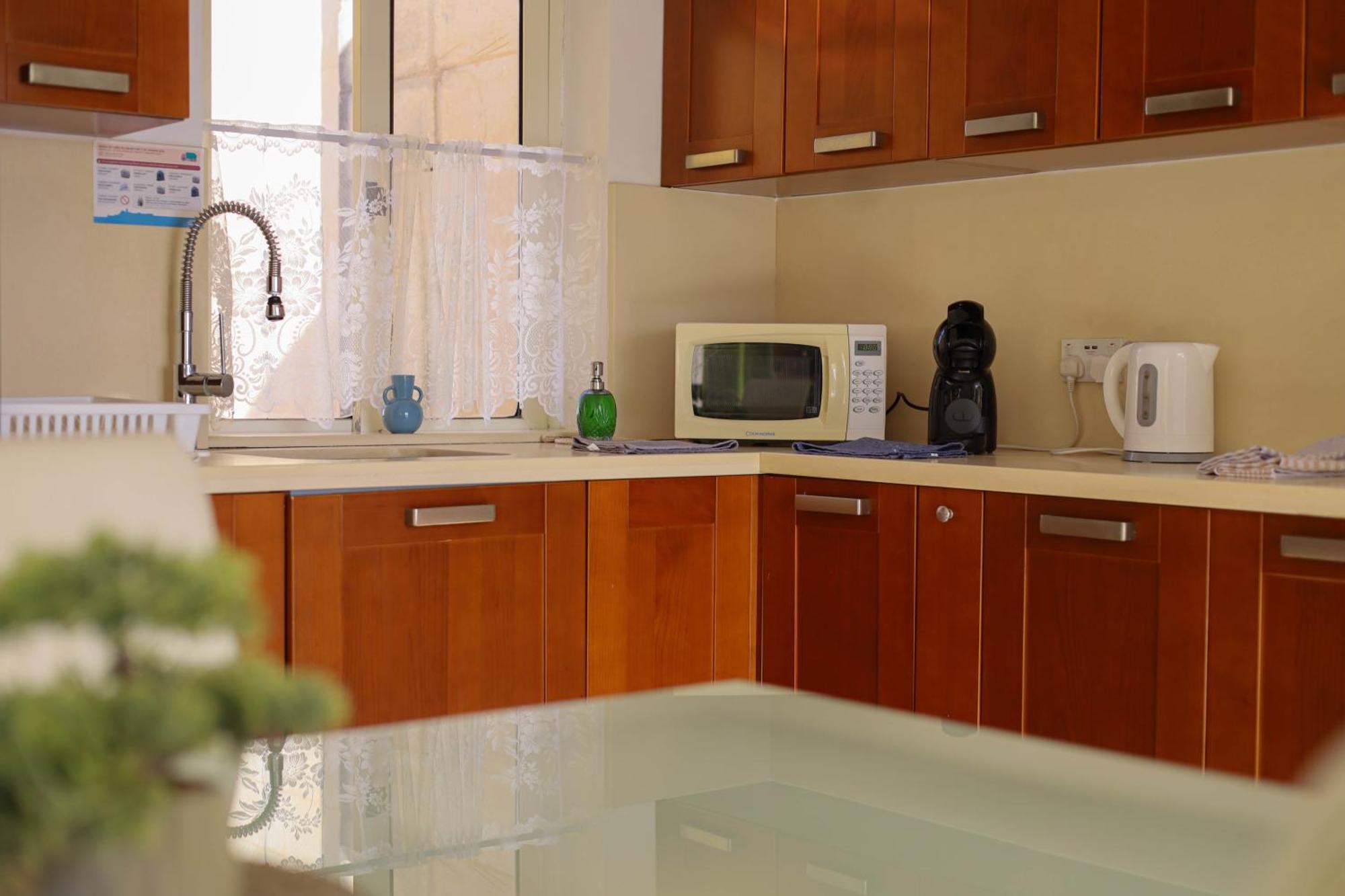Seafront Duplex Penthouse With Terrace Overlooking Xlendi Bay المظهر الخارجي الصورة